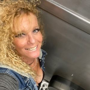 Meet your Posher, Deanna